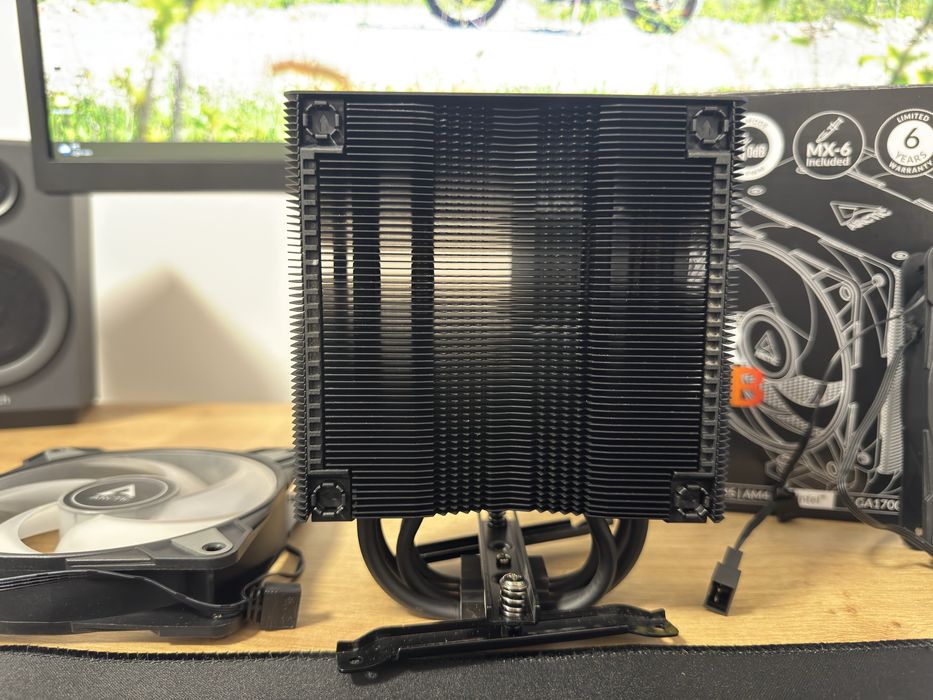 Cooler ARCTIC Freezer 36 A-RGB Black