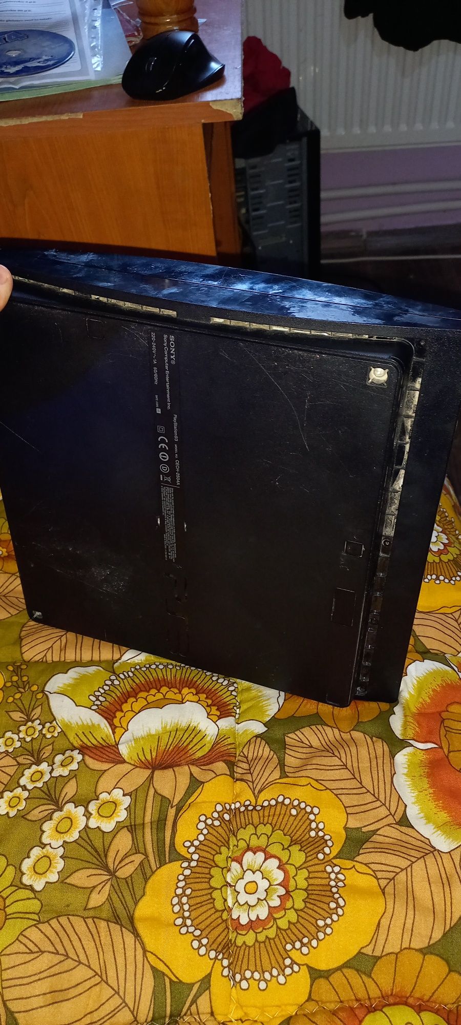 PS 3 perfect funcțional (fără accesori)