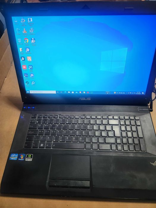 ASUS ROG 17 inci i7, 8gb, Full HD, ssd+hdd GTA5/FS2025/ETS2, video 2GB