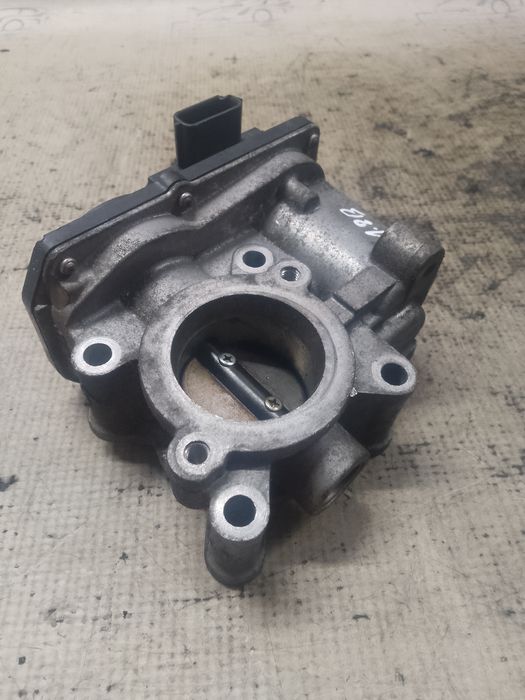 clapeta acceleratie renault clio 3 1.2 benzina 2012