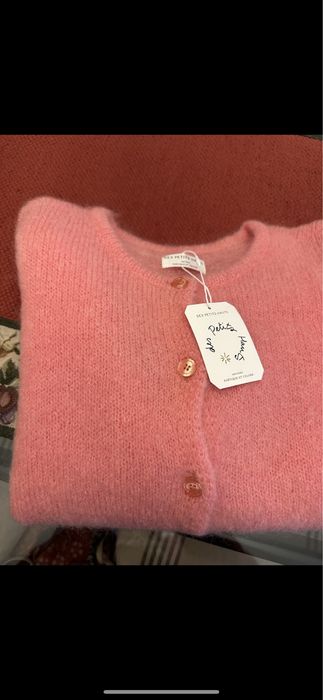 Des Petits Hauts noi cu eticheta -kidmohair cu merino 82%