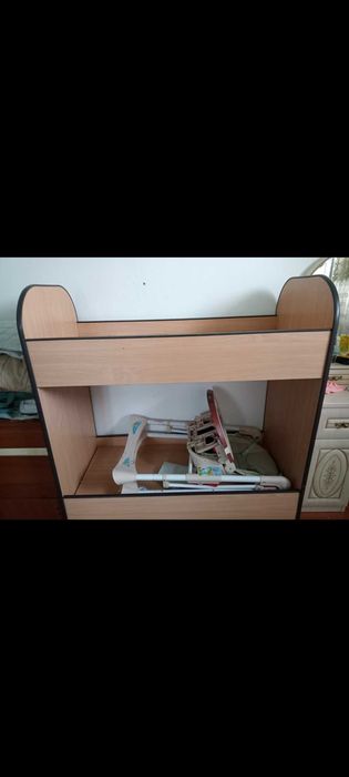 Двухъярусная кровать