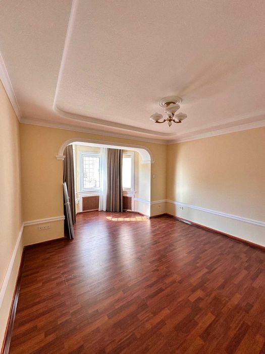 Участок в Яккасарае возле Гостиницы Россия 3,65 сотки