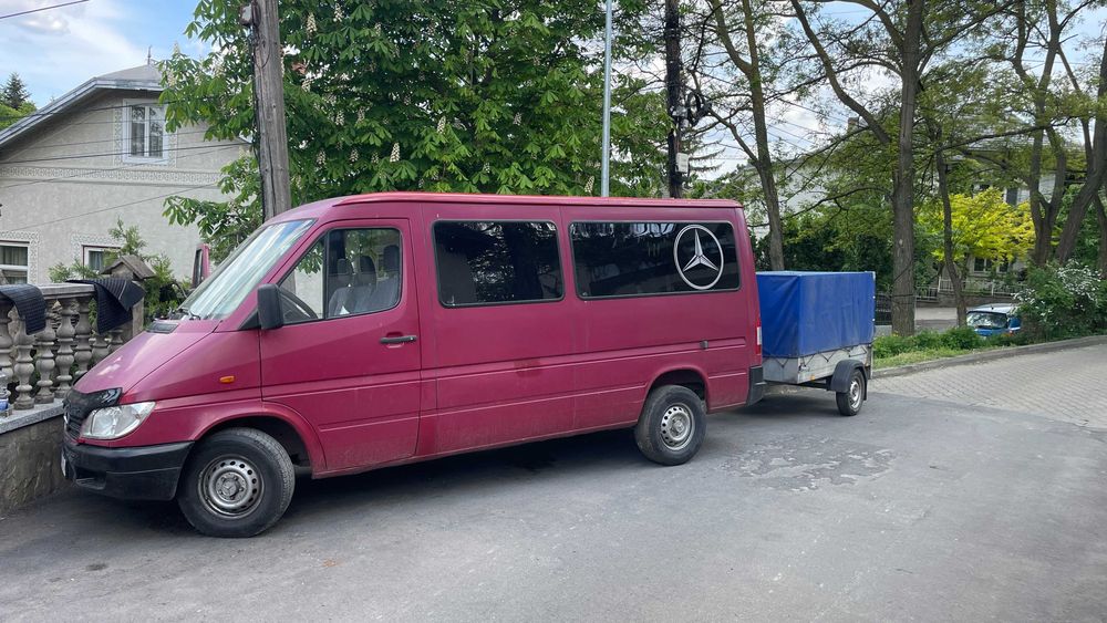 Transport persoane 8+1 & marfă – Rapid și Sigur!