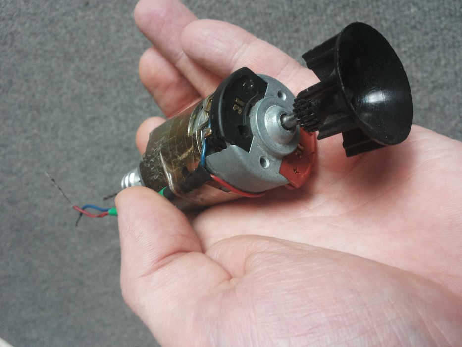 Немецкий коллекторный моторчик Buhler постоянного тока