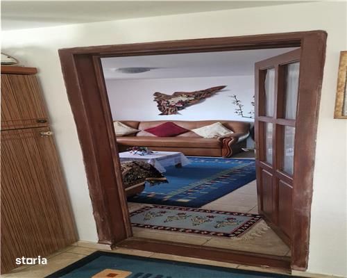 De VZ. CASA 3 Camere, sat Halaresti,com.IANA, 52mp , Teren Cc-187mp ,