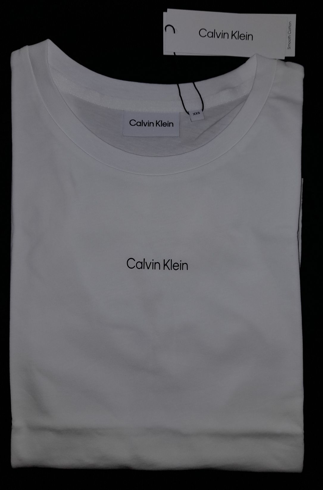 Нова тениска Calvin Klein