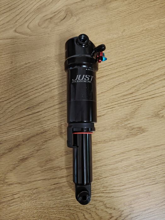 Shock Amortizor bicicleta spate pe aer Magic Grip by RockShox 205x60