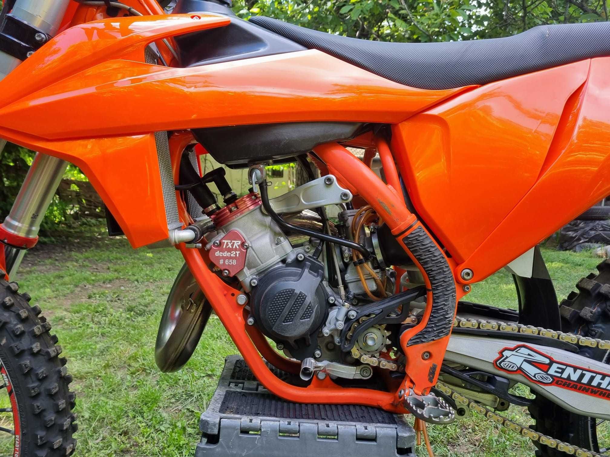 KTM 125SX - motocicleta pentru cei plini de adrenalina -TUNING- !!!