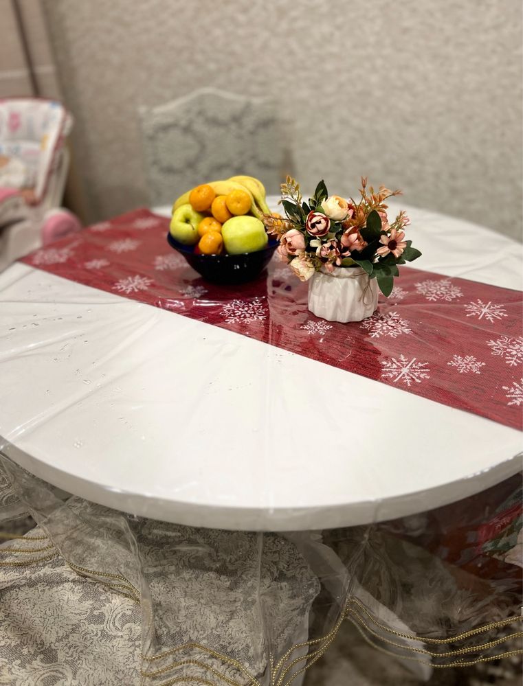 Стол кухонный + 6 стульев