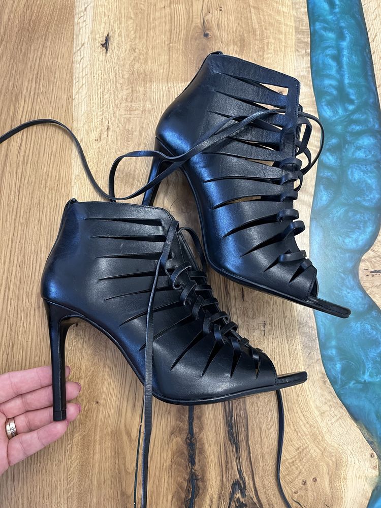 Sandale piele, Zara, ner 39 impecabile