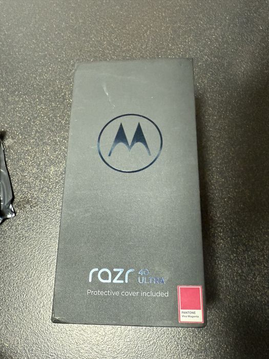 Motorola razr 40ultra Viva Magenta