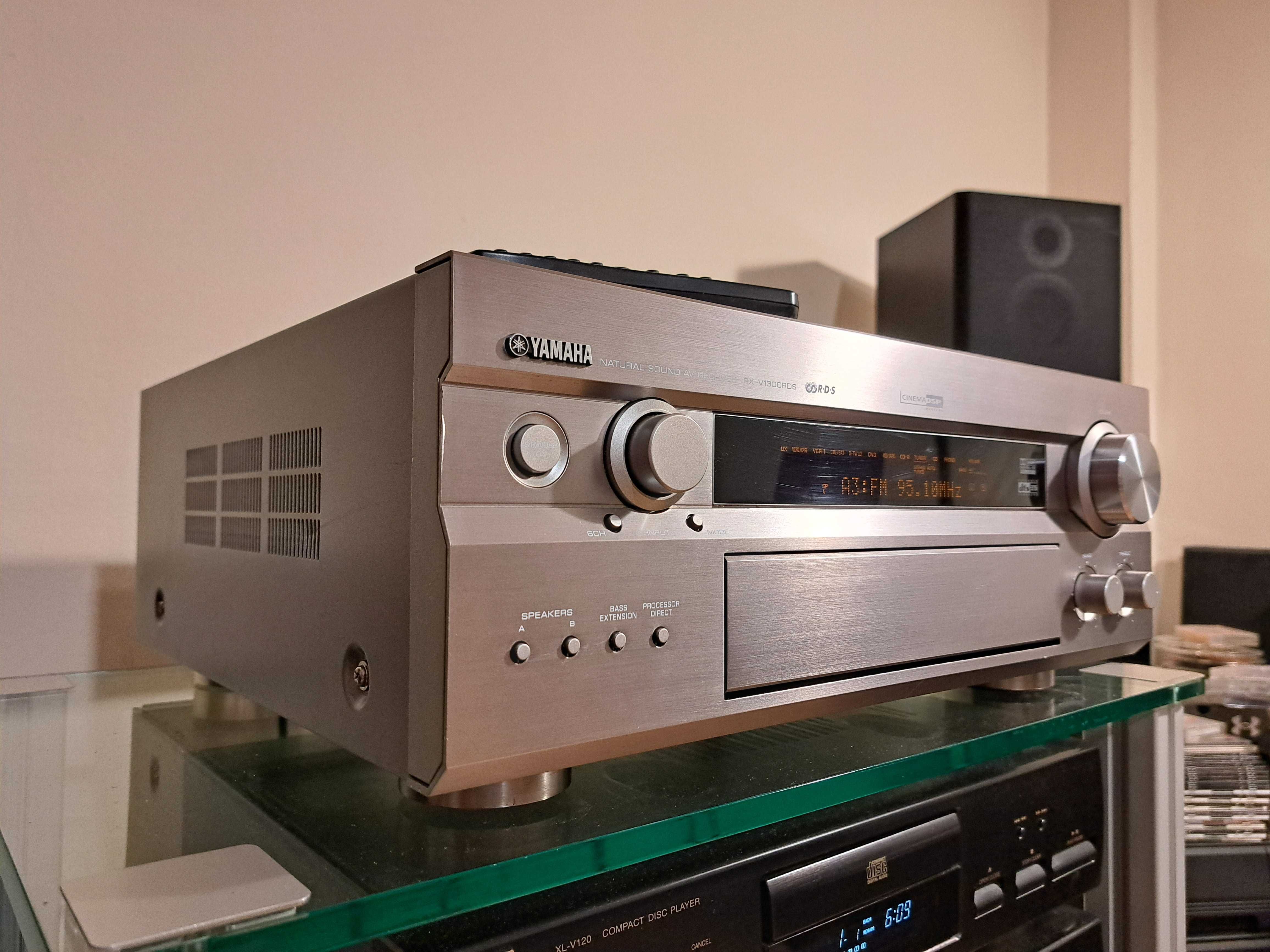 Receiver gama inalta Yamaha RX-V1300