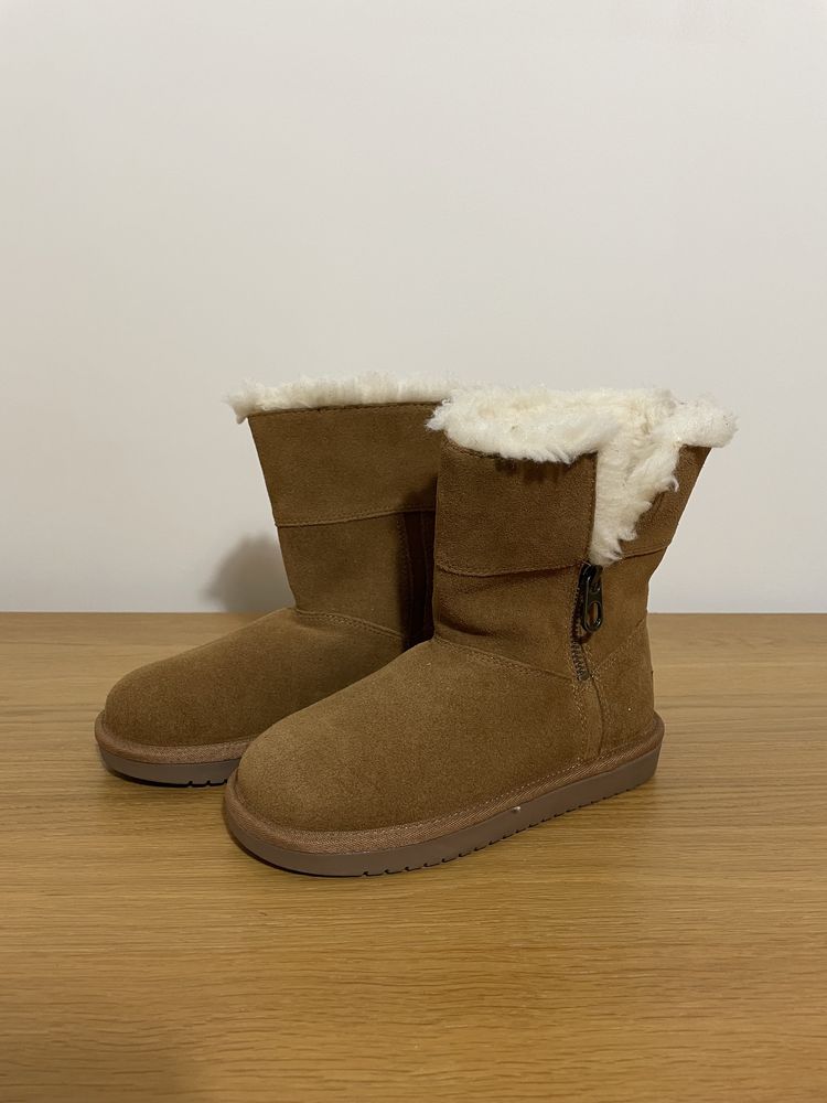 Сапоги для девочек UGG KOOLABURRA