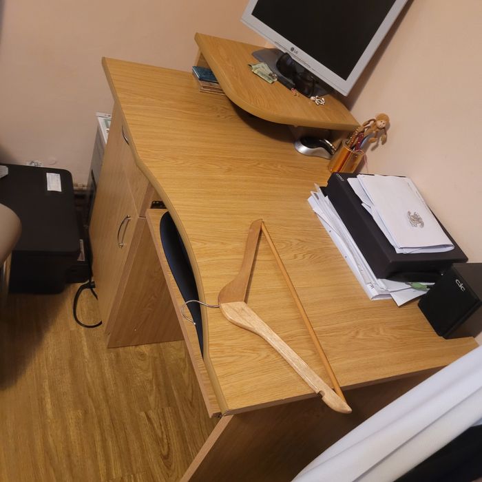 Birou, stare foarte buna foarte puțin utilizat