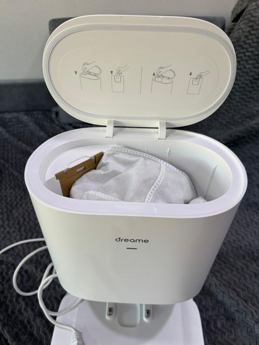 Продам ксеоми пылесос wifi