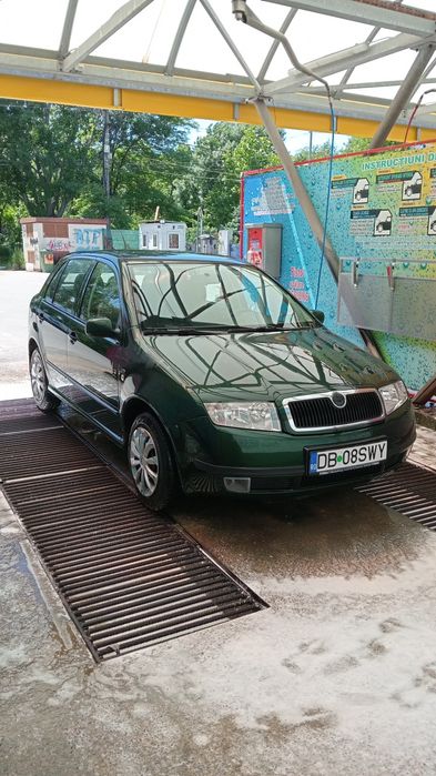 Vând Skoda Fabia