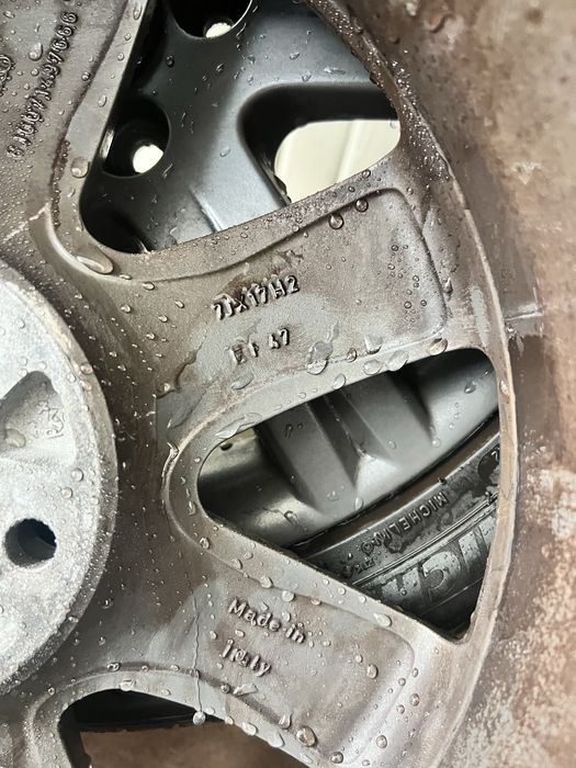 Оригинални VW/Audi Джанти 17ки с гуми