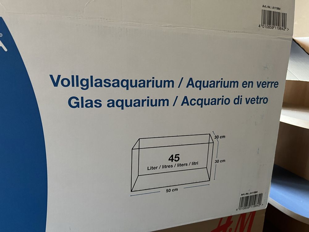 Vand acvariu 45 L + maternitate 15 l (sau betta)