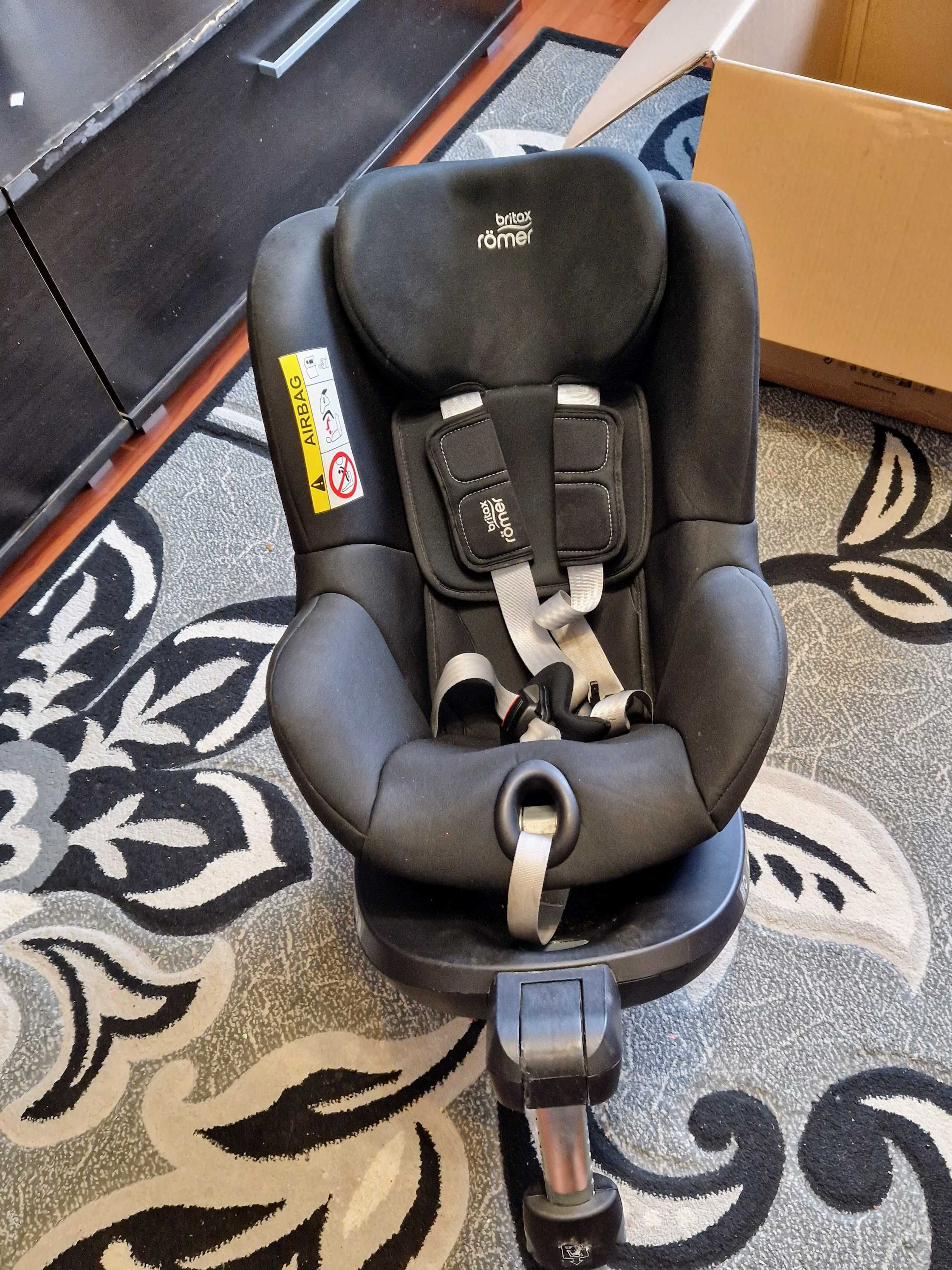 Scaun auto Britax Romer 
Scaun auto ISOFIX Britax Romer DUALFIX2 R