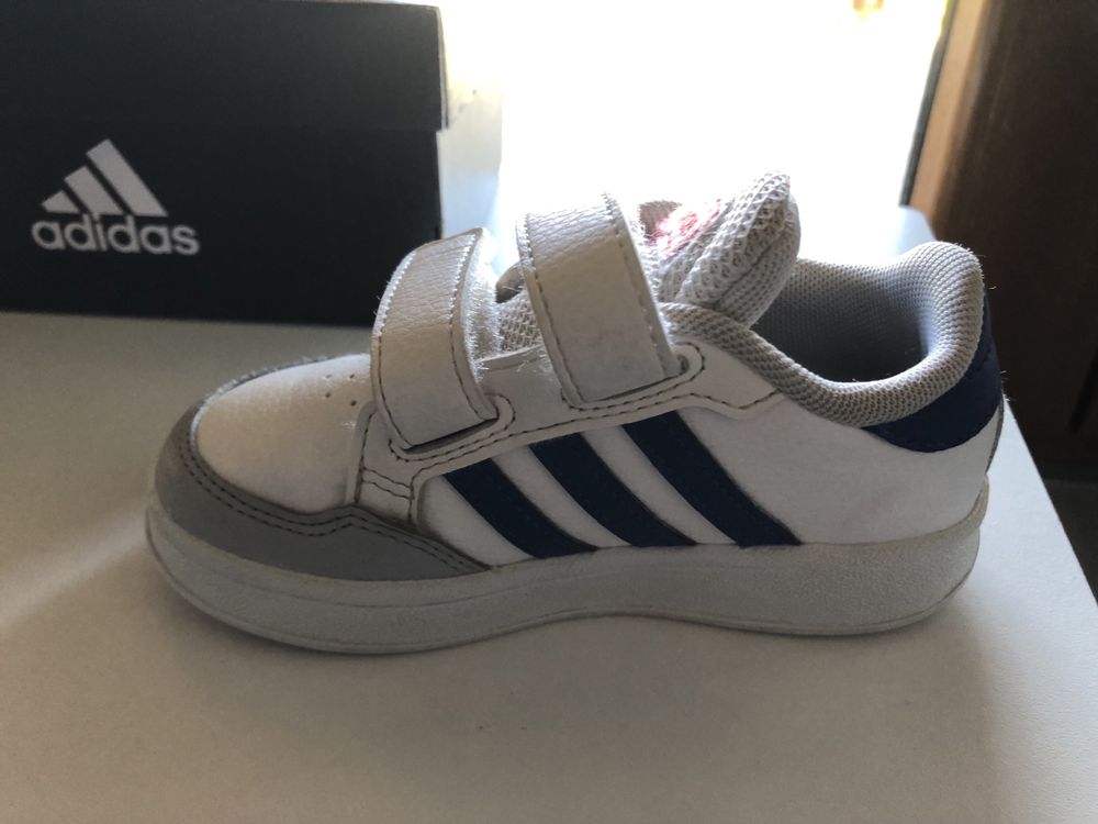 Adidas marime 23