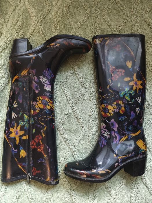 Женские резиновые сапоги утеплённые