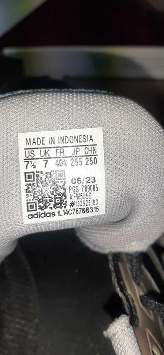 Оригинални нови маратонки адидас adidass runfalcon-fw505