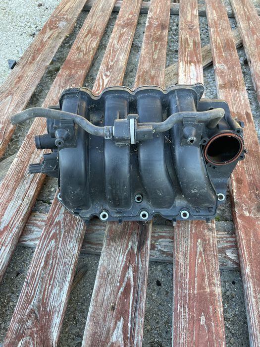 Всмукателен колектор за VW Golf 5 1.6fsi 115k.c