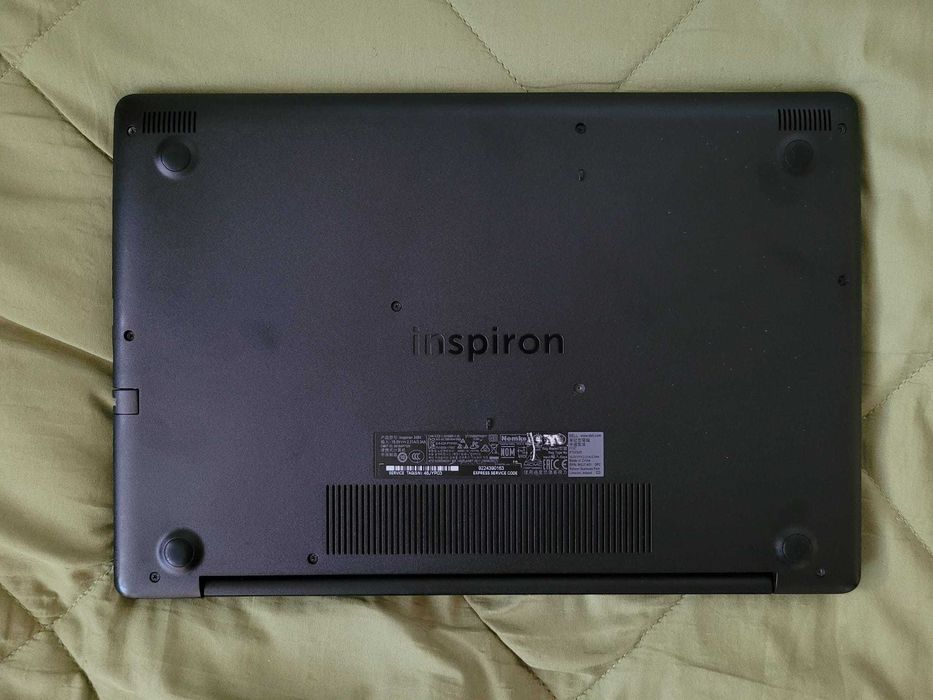Laptop Dell Inspiron 3584 cu procesor Intel® Core™ i3-7020U 2.30 GHz