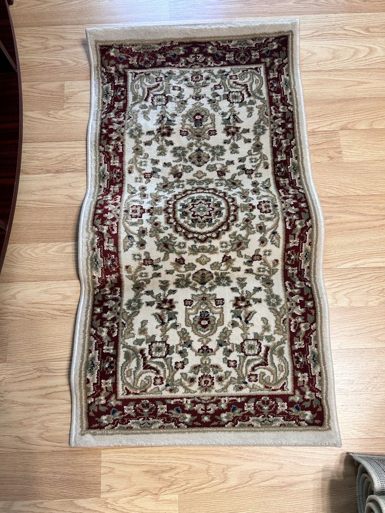 Covor model traditional