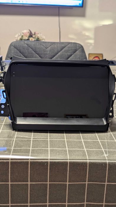 мултимедия Hyunda santa fe