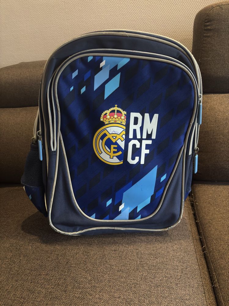 Учеченическа ранница Real Madrid