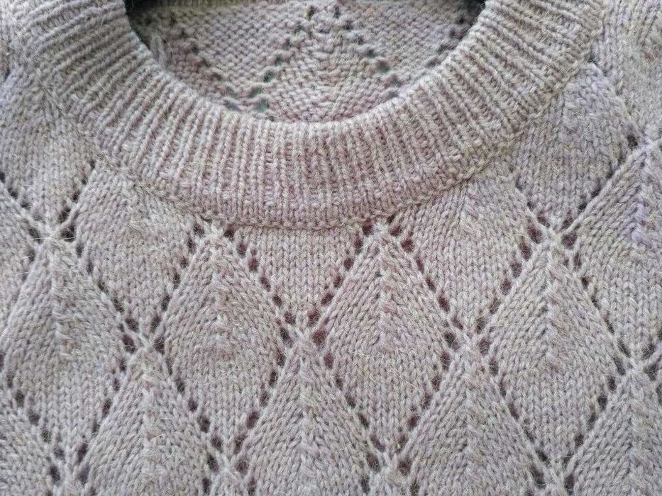 Джемпер нежного сиреневого цвета