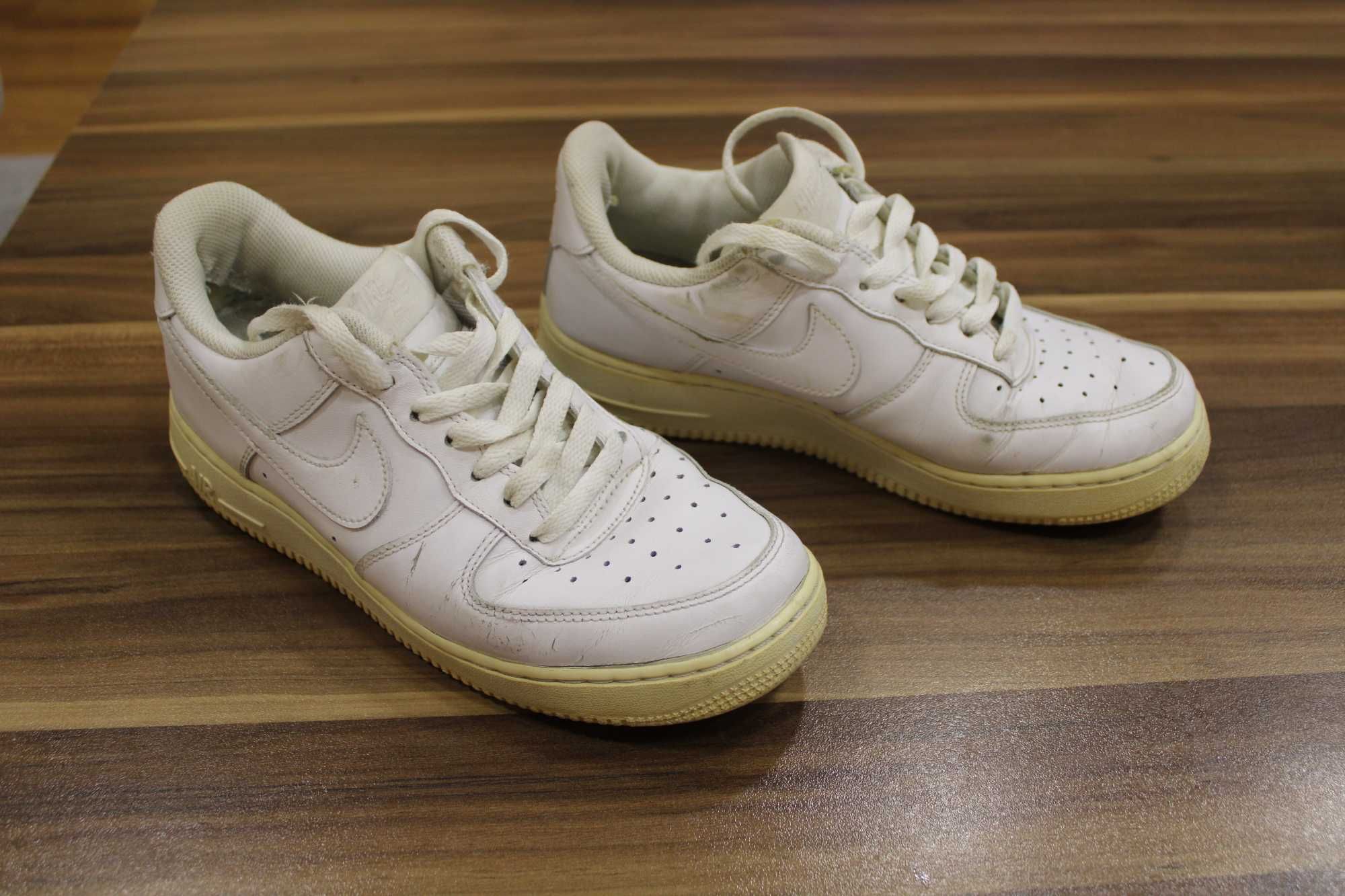 Nike Air Force 1 - бели.