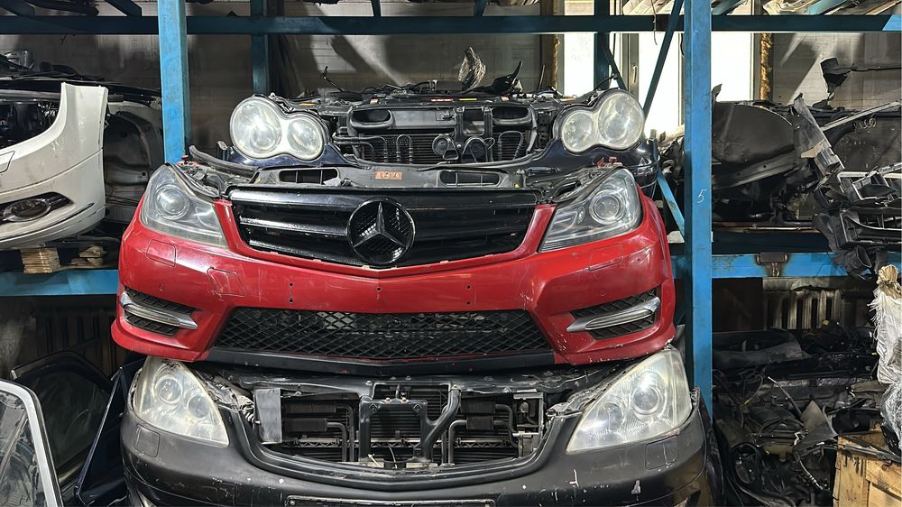 W204 AMG бампер рестайлинг и до рестайлинг авторазбор бу запчасть мерс