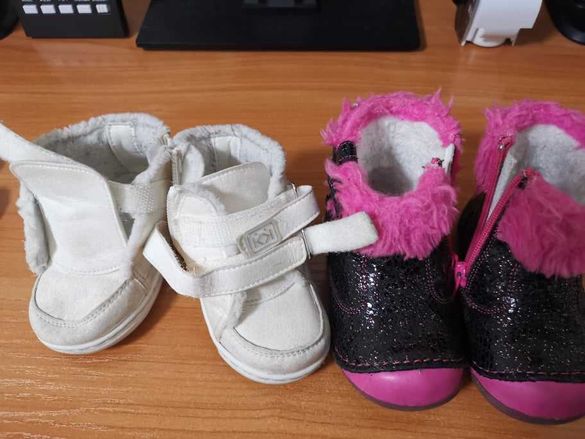 Бебешки ботуши + бебешки обувки за прохождане.