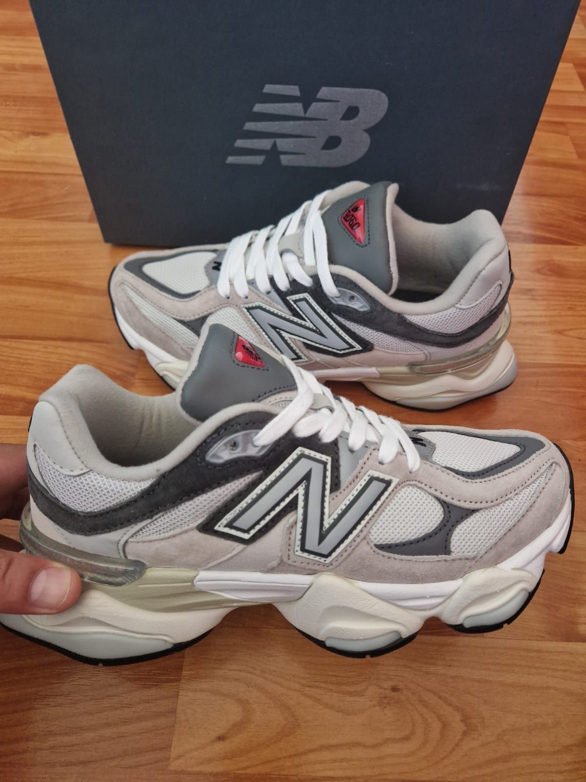 New Balance 9060 original