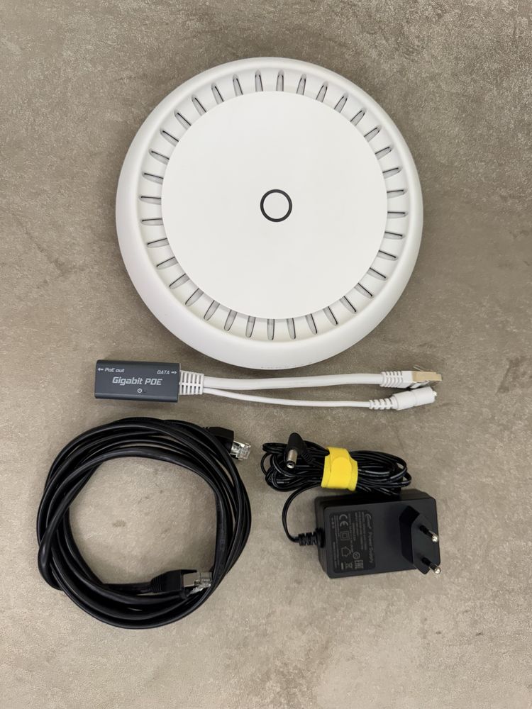 Точка доступа MikroTik RBcAPGi-5acD2nD-XL