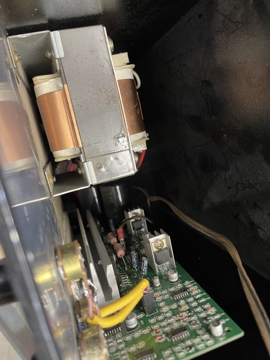 Бас усилвател 200w 4ohm