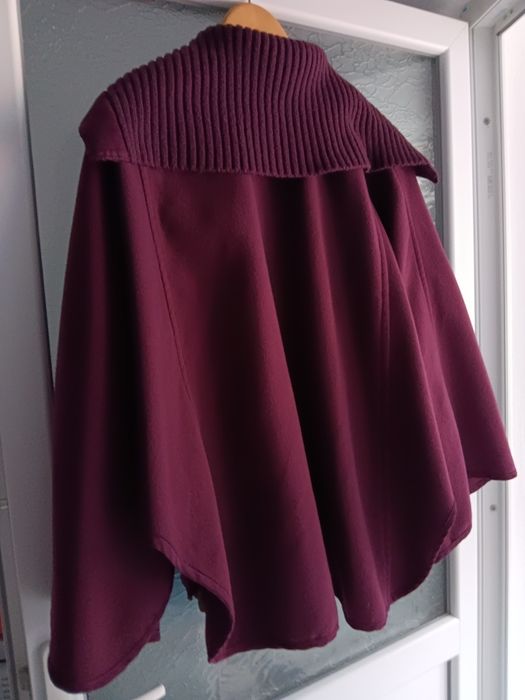 Capa elegantă grena