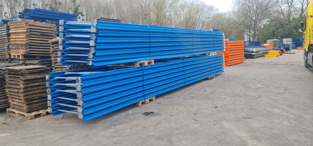 Rafturi metalice