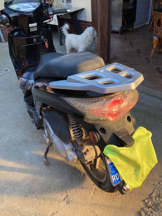 Vând Kymco people s 125