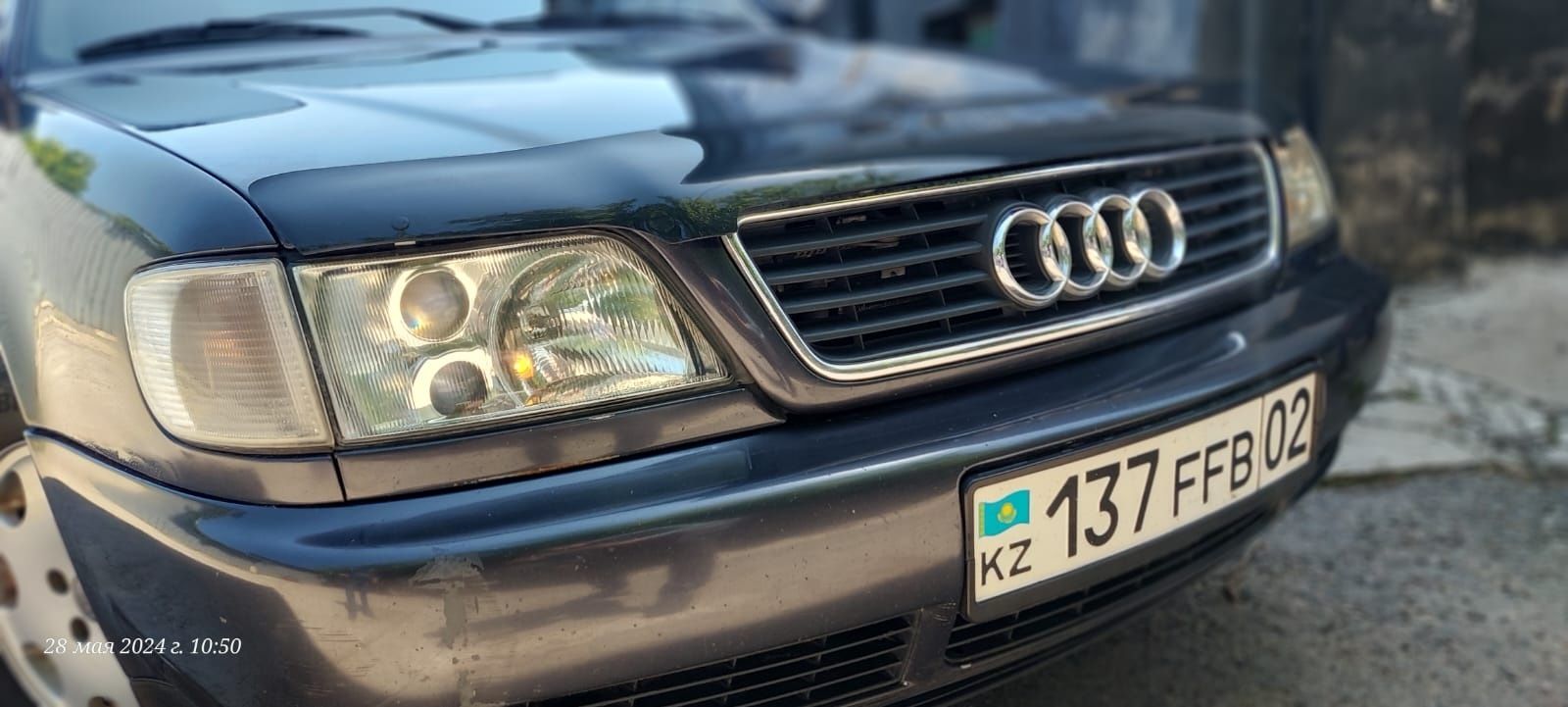 Продам Audi A6 C4 2.6