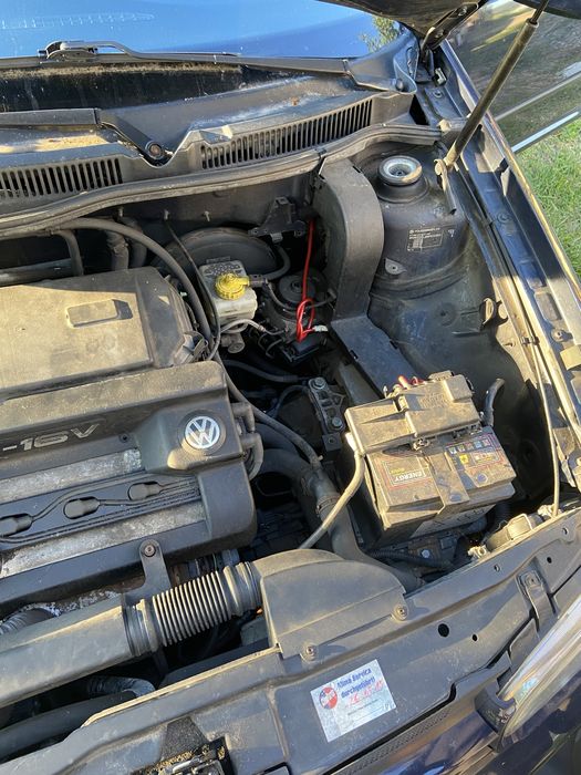 Volkswagen Golf 4, 1.4 benzină, 1999 – pt camp sau piese, vând urgent