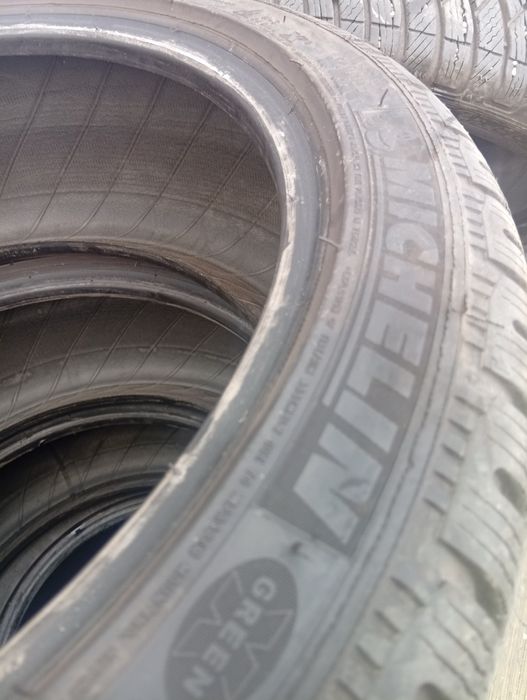 Vând 4 anvelope iarnă 225/40 R18 Michelin Pilot Alpin
DOT 4819, profil