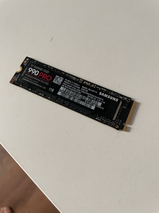 Ssd M.2 Samsung 990 PRO si Sandisk Extreme Pro