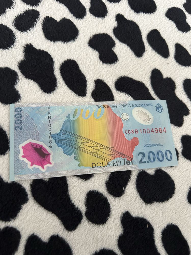 Bancnote noua 2000 lei cu eclipsa