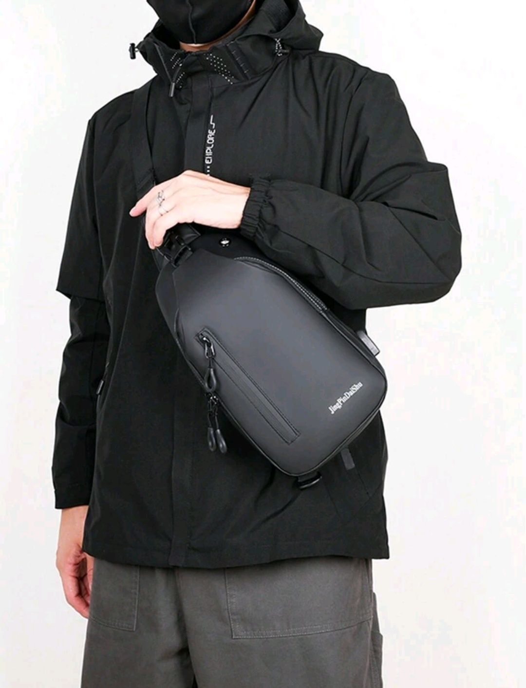 Мъжка многофункционална чанта за рамо с УСБ