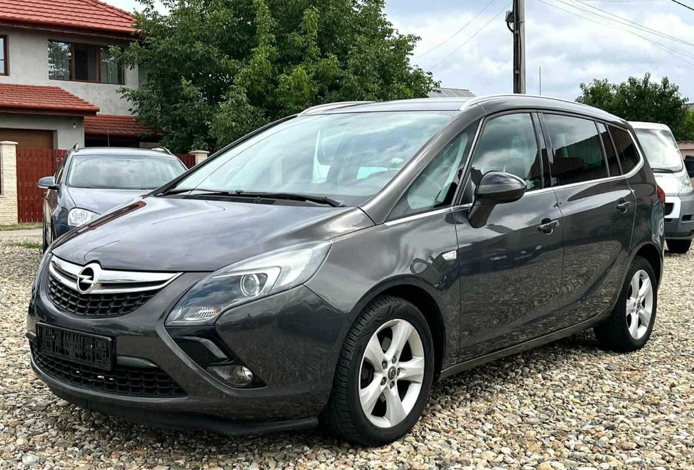 Opel Zafira 2014  7  locuri 1.6 benzin