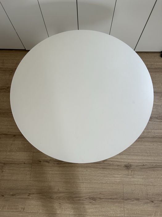 Masa cu picior rotunda de bucatarie